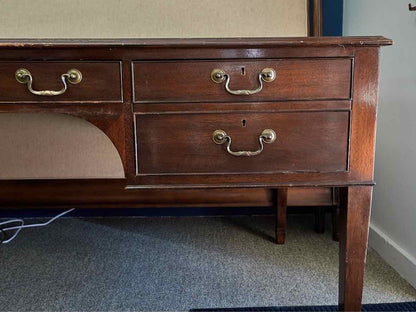 Smith & Watson Mahogany Executive Desk with 4 Drawers