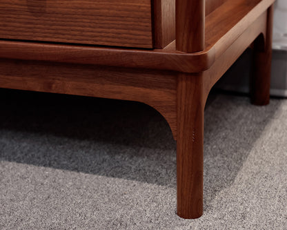 Stickley 'Walnut Grove' 8-Drawer Dresser