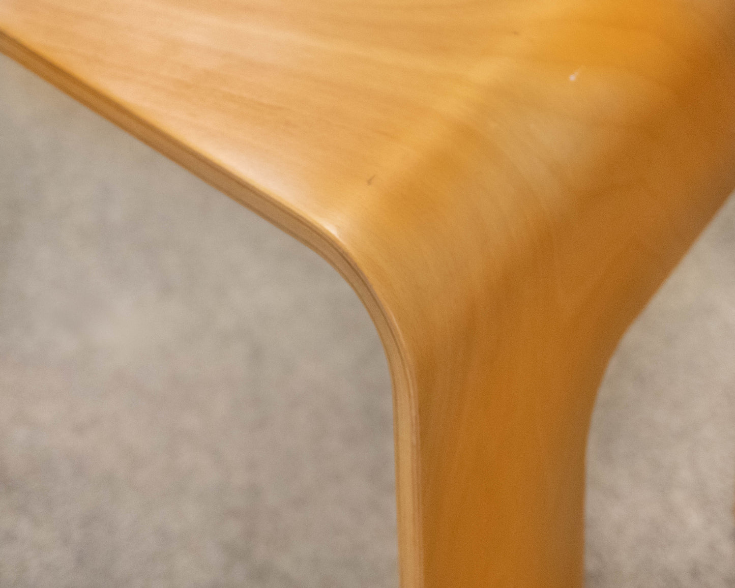 Ekornes Corner Table in Maple