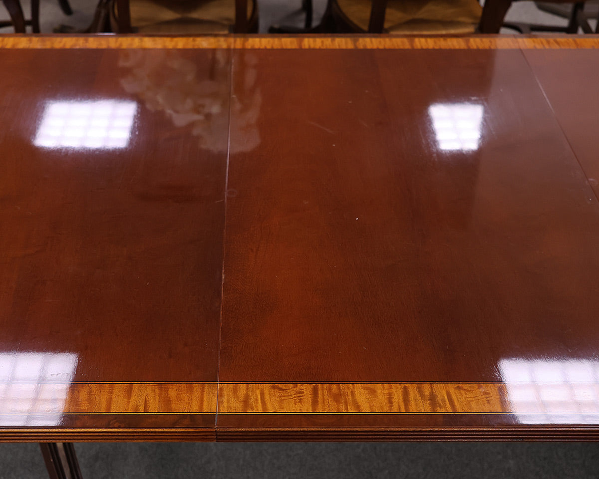 Ethan Allen Double Pedestal Mahogany Dining Table with 2 Leaves