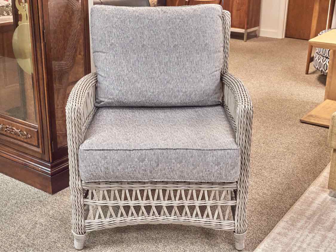 Lloyd Flanders Chairs