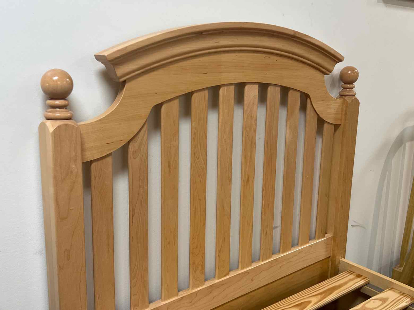 Stanley 'Young America' Captain's Twin Bed