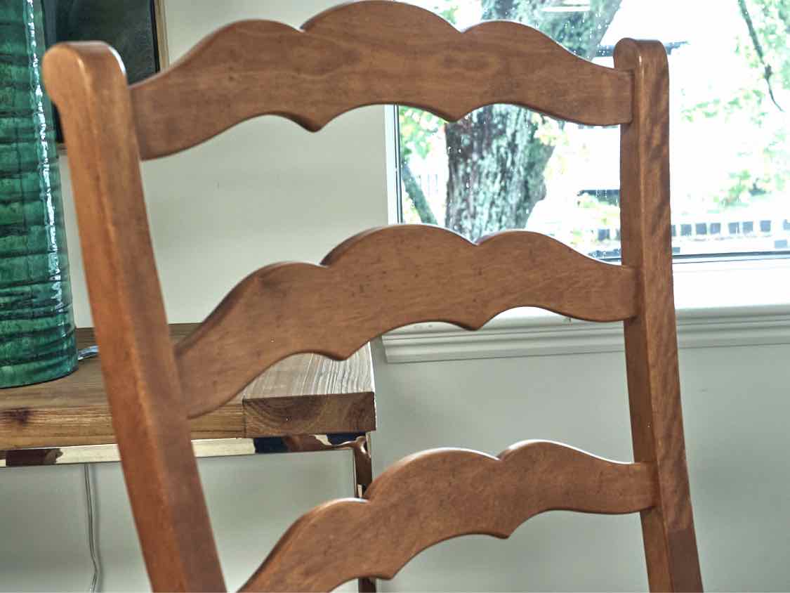 Nichols & Stone Cherry Expanding Dining Table with Set of 6 Chairs