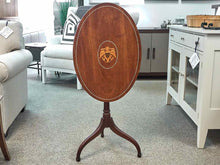 Federal Style Cherry Tilt Top Table
