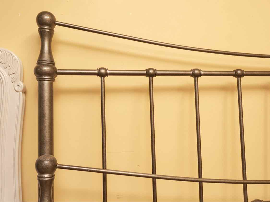 Metal Queen Bed Includes Metal Siderails & Metal Slats