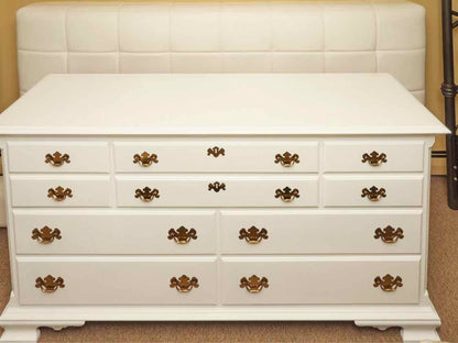 Colonial Furniture Co White Finish Triple 10 Drawer Dresser