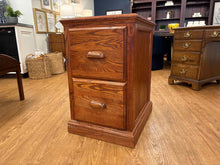 Oak 2-drawer File Cabinet