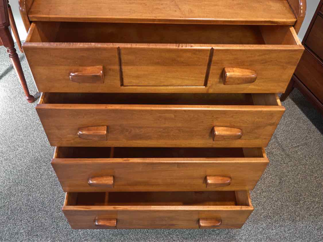 Solid Rock Maple Chest