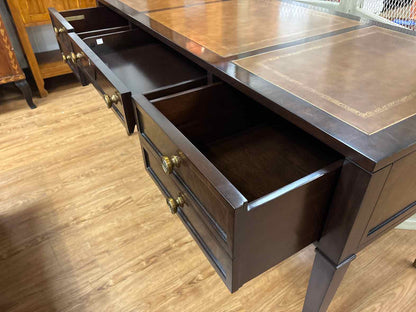 Ethan Allen 'Bennington' Desk