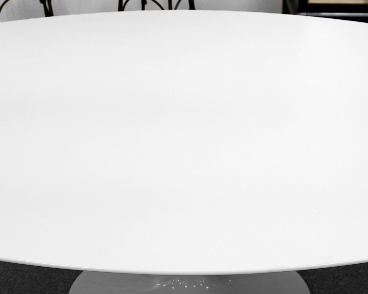 Knoll Saarinen Oval 96" Dining Table