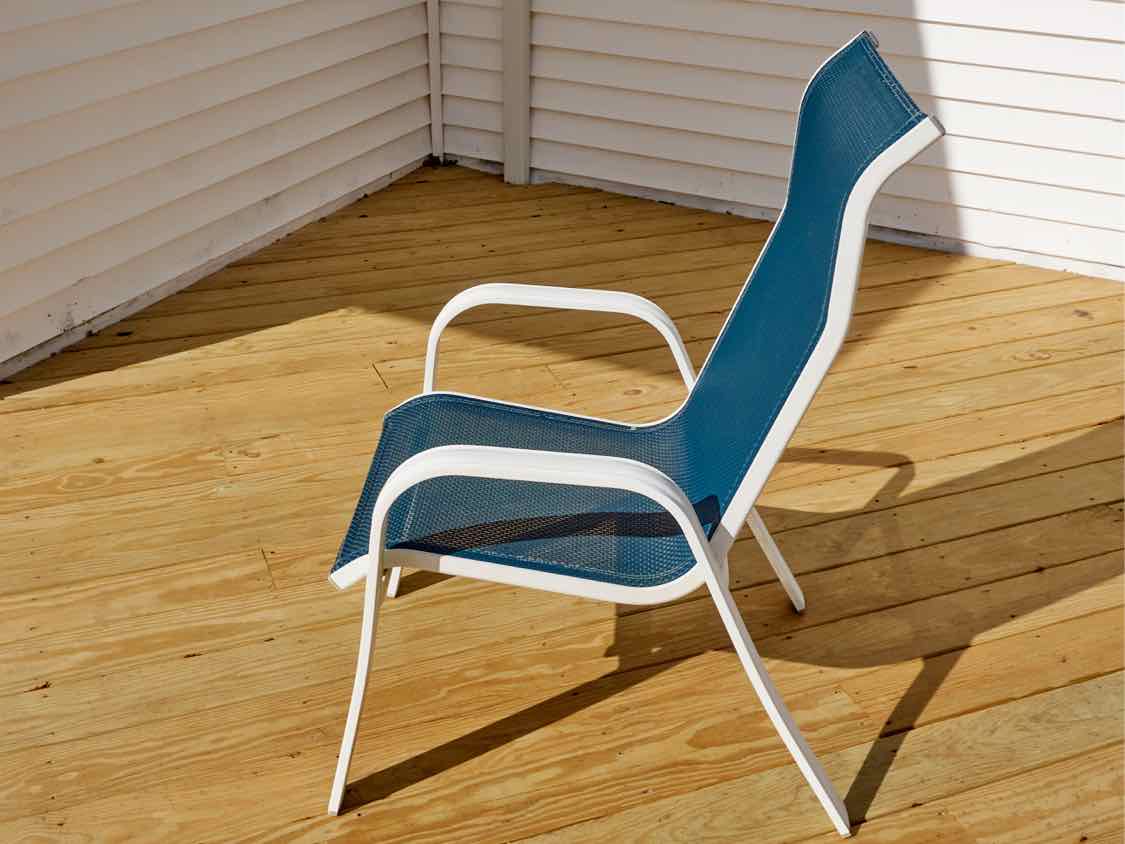 Glass Top White  Metal Outdoor Dining Table, Navy Umbrella 8 Mesh Navy Chairs