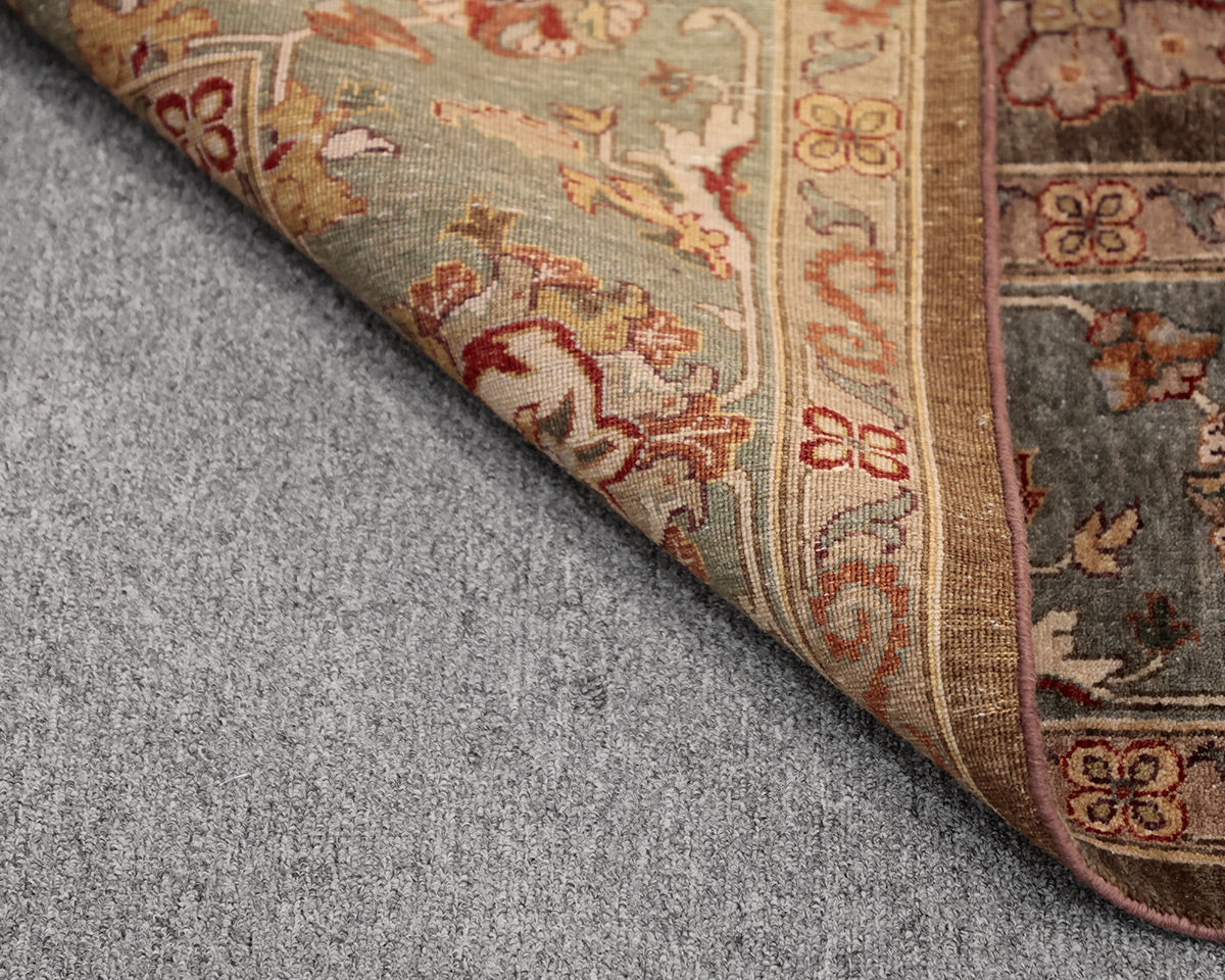 8 x 10 Floral Area Rug