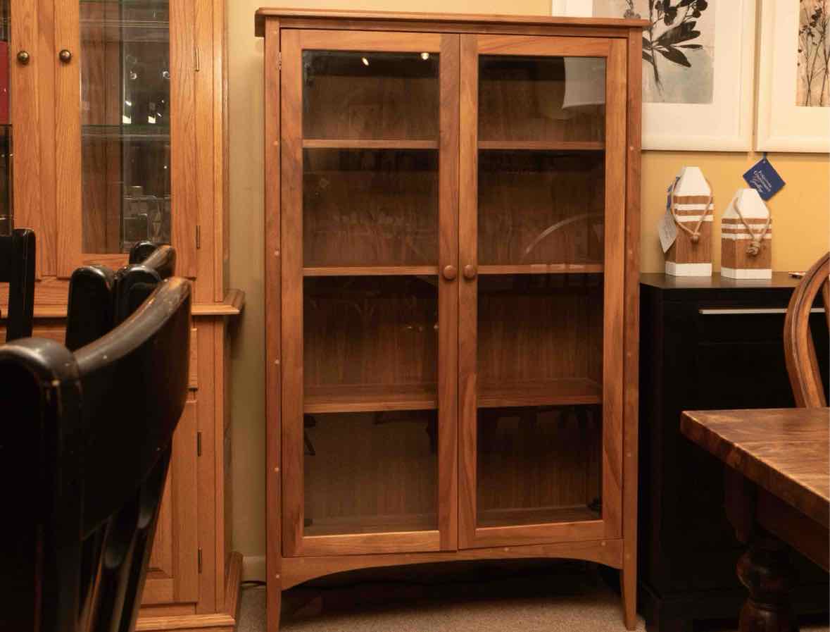 Pompanoosuc Mills Natural Cherry 3 Shelf 2 Glass Door Display Cabinet