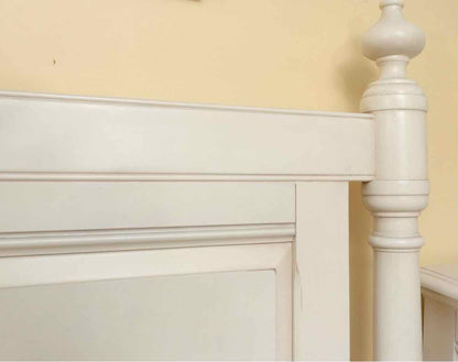 Ivory Finish Queen Bed with Interchangeable Cane/Wood Panel Footboard