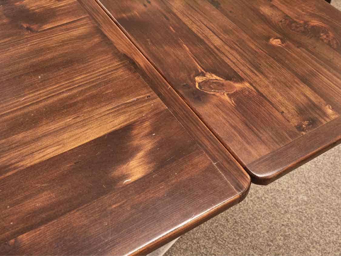 Amish Style Pine Dining Table with Turned Legs