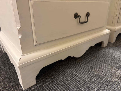 Pair of Nichols & Stone 4-Drawer Nightstands