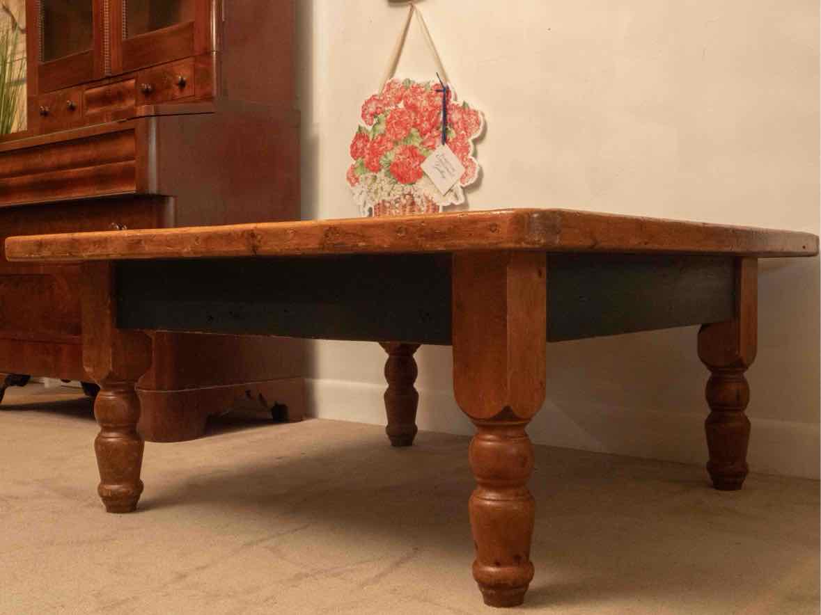 Rustic Pine Cocktail Table With Turned Legs
