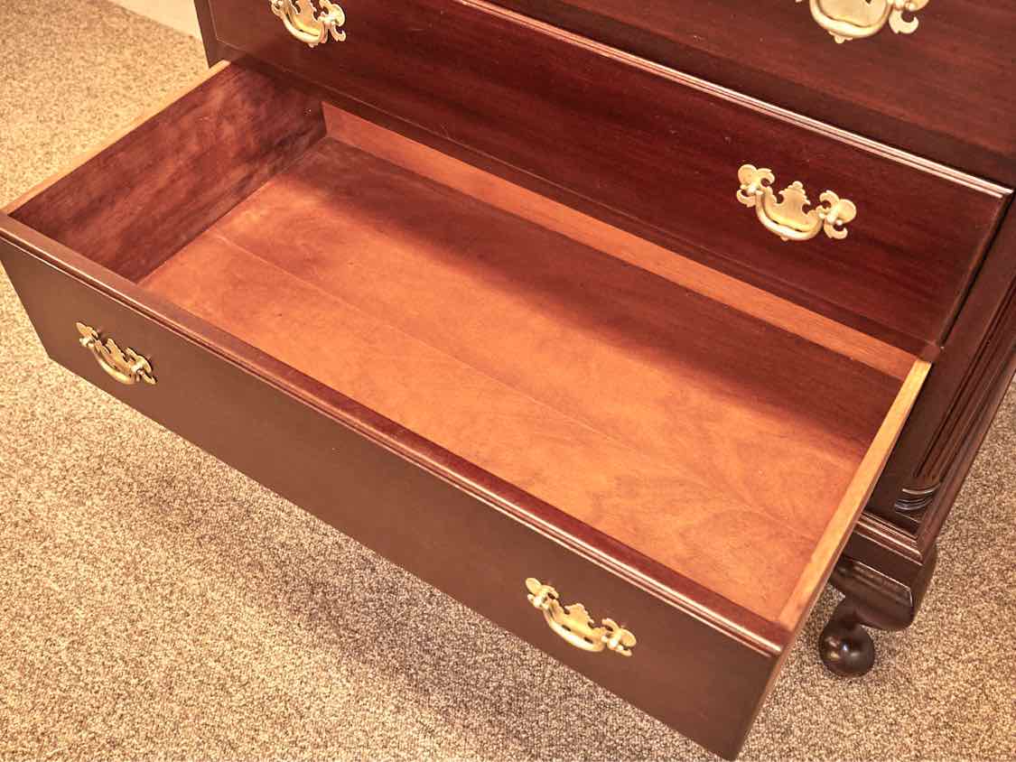 Traditional Mahogany Six Drawer Chest