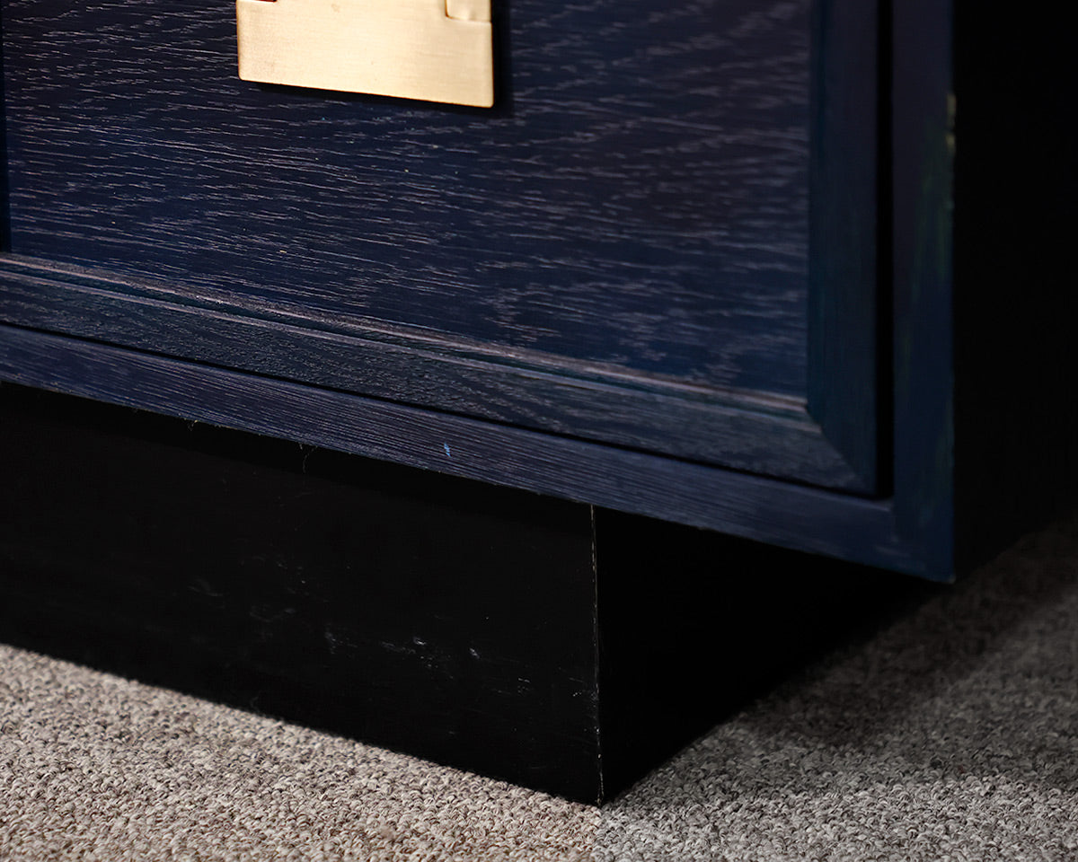 Tommy Hilfiger Dresser