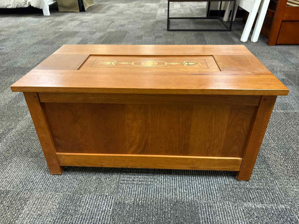 Stickley 'Gustav' Collector Chest