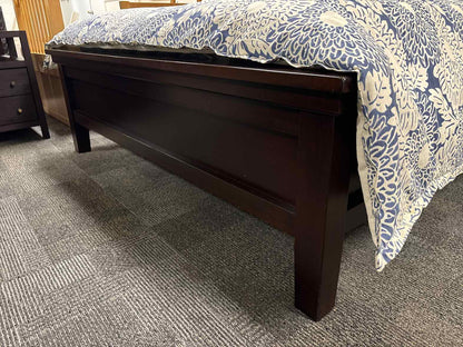 Pottery Barn 'Farmhouse' Queen Bed