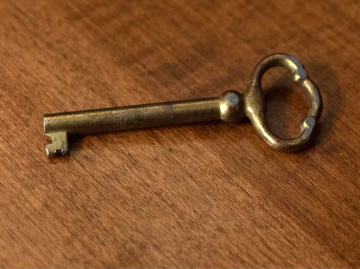 Sprague & Carleton Tiger Maple Drop - Front Desk