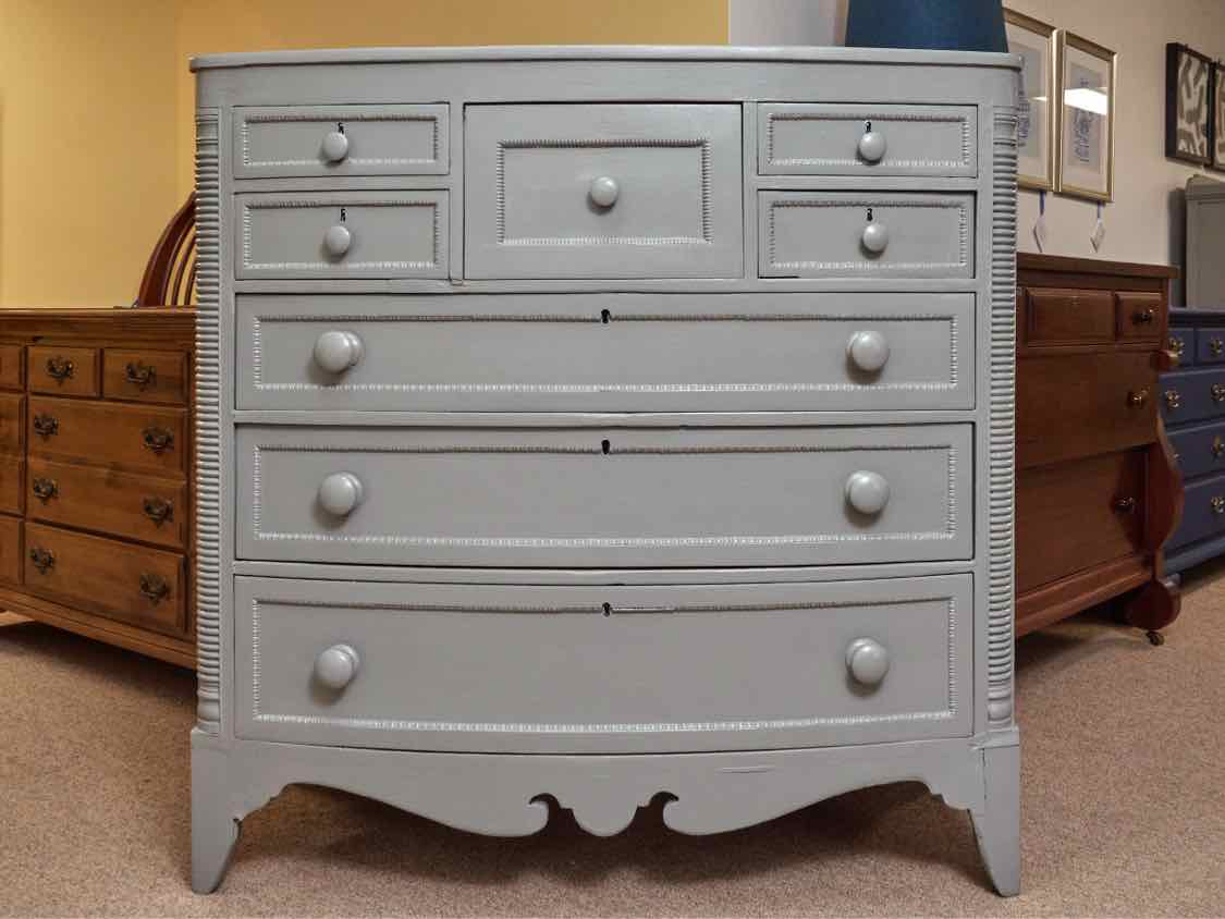 Antique Carved Column Accent 8 Drawer Dresser In 'Beach Pebble Gray'Finish