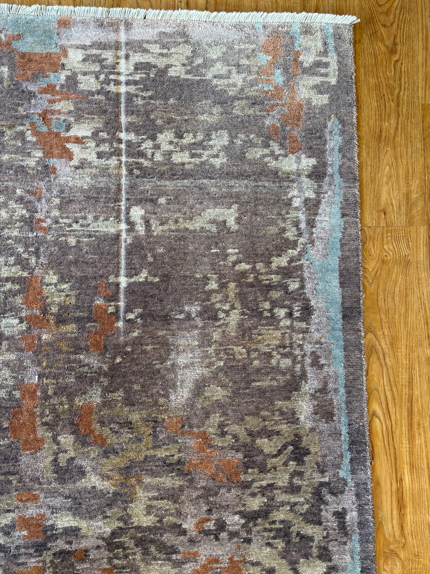 Yayla 8 x 10 Area Rug