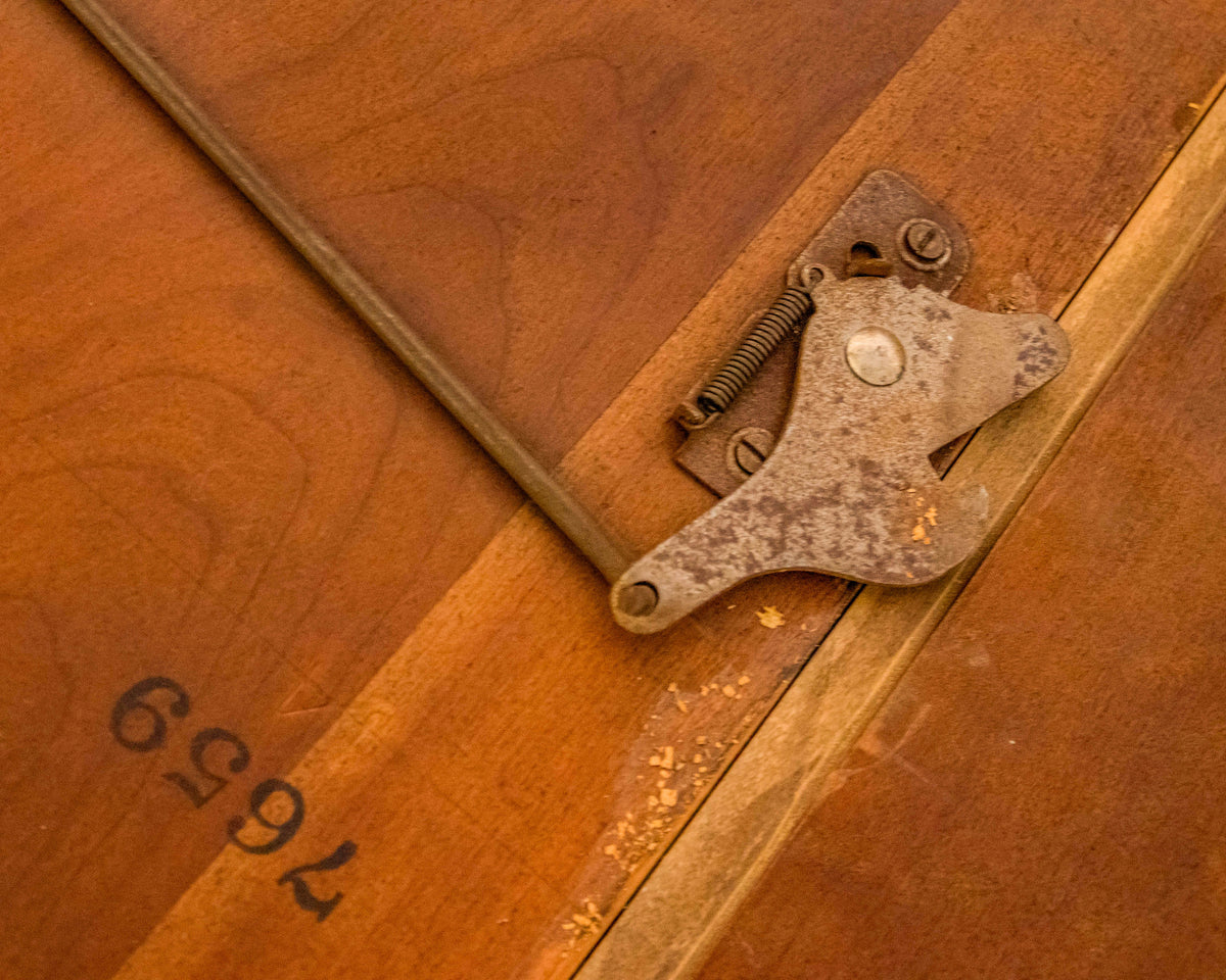 Baker Historic Charleston Mahogany Dining Table
