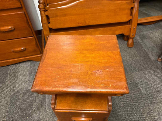 French & Heald Rock Maple One-Drawer Nightstand