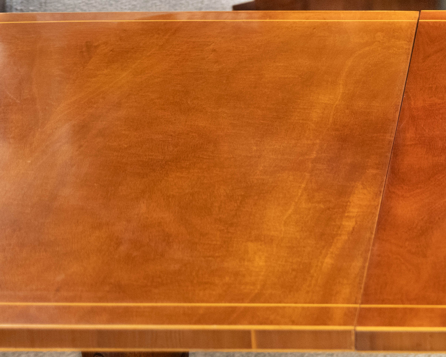 Paine Mahogany Double Pedestal Dining Table with Satinwood Border