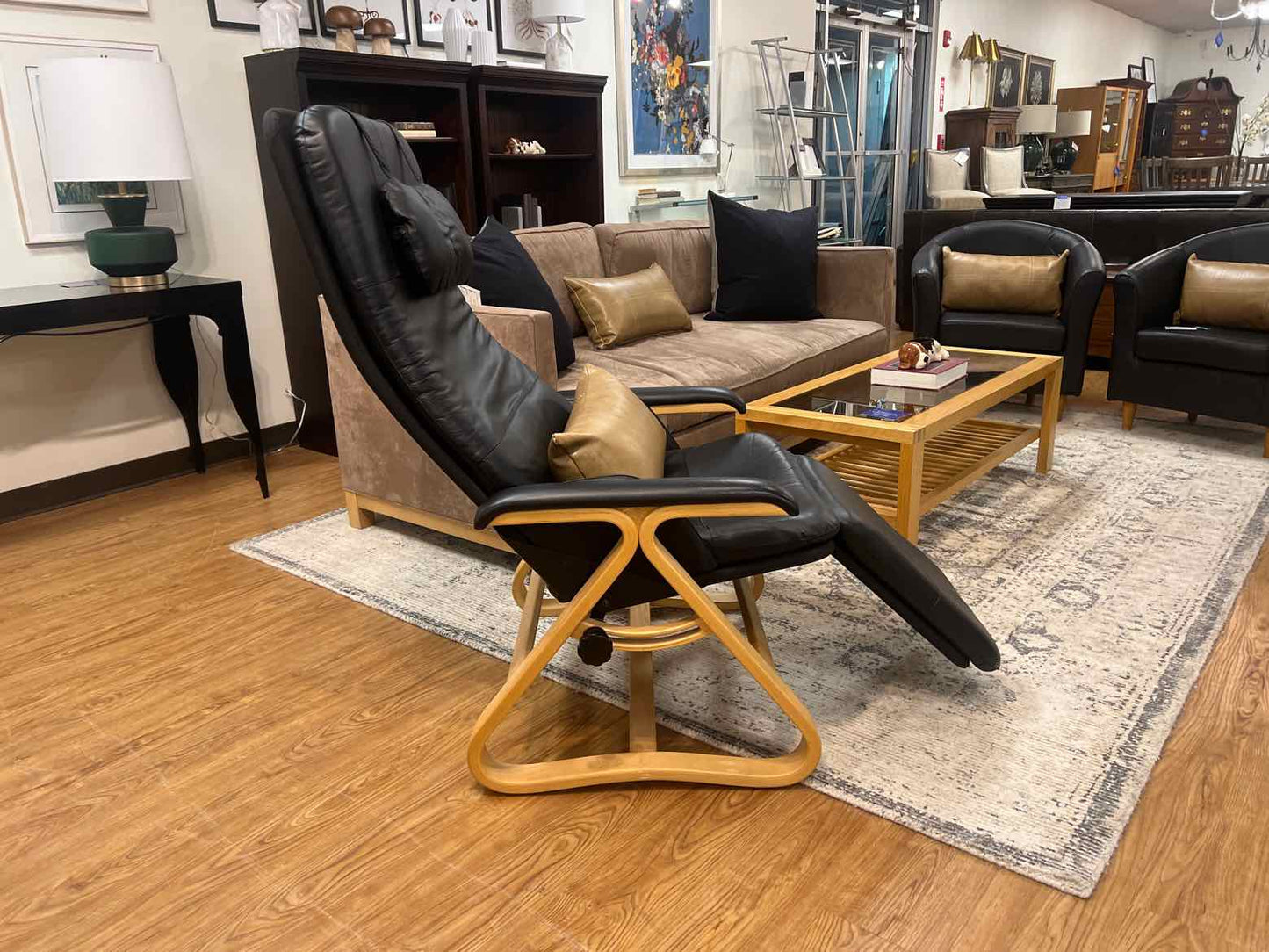 Black Leather Stressless Recliner
