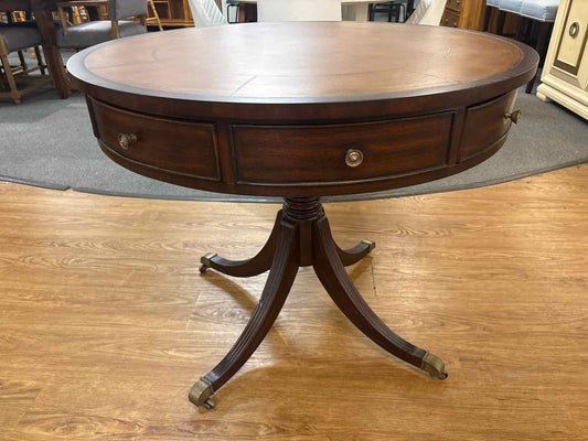 Ethan Allen 'Bradford' Rent Table with Pedestal Base