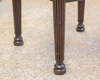 Single Drawer Nightstand in Dark Finish Mahogany