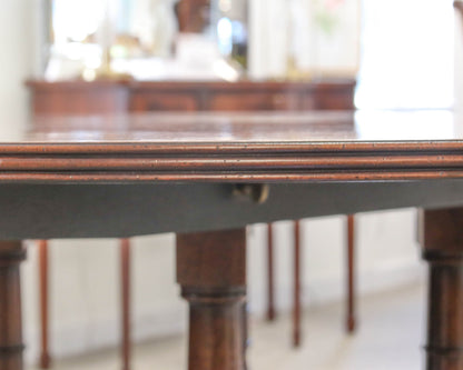 60" Round Banded Mahogany Dining Table on Bird Cage Pedestal