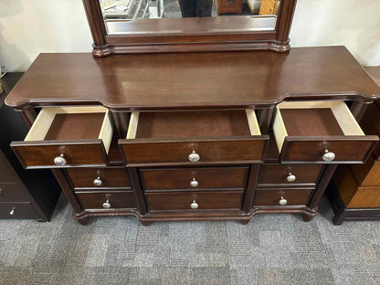 Hamilton 12 Drawer Dresser w/Mirror