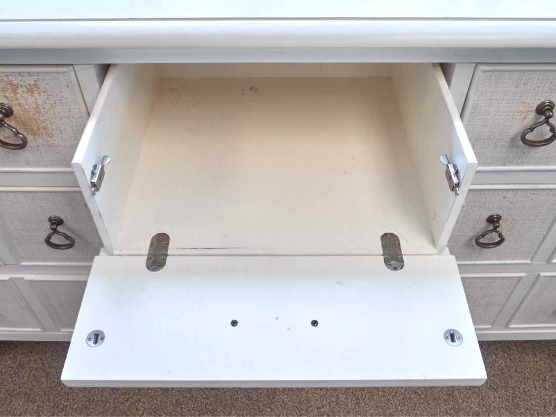 Tommy Bahama White 9 Drawer  Dresser with Rattan Drawer Fronts & Mirror
