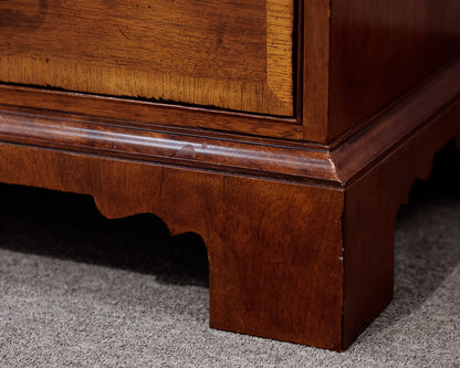 Henredon 9 Drawer Ashton Court Dresser