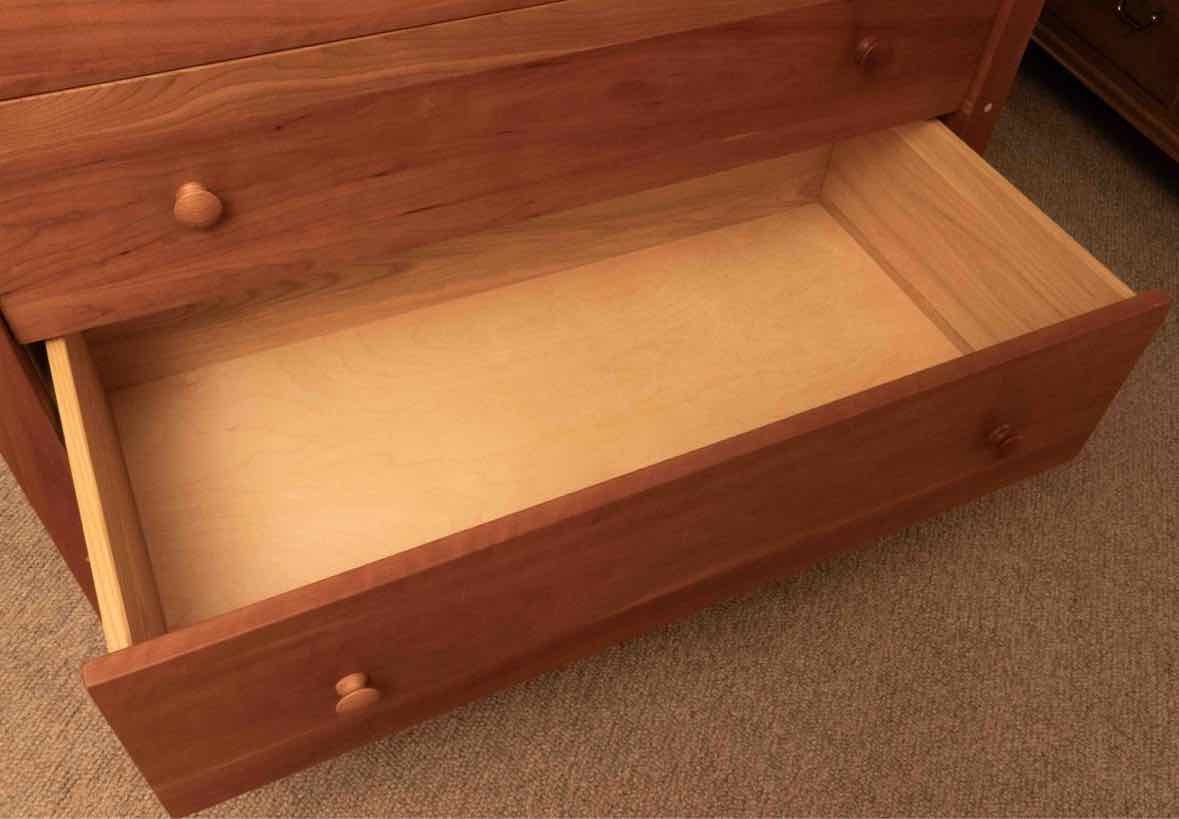 Pompanoosuc Mills Natural Cherry 4 Drawer  Chest