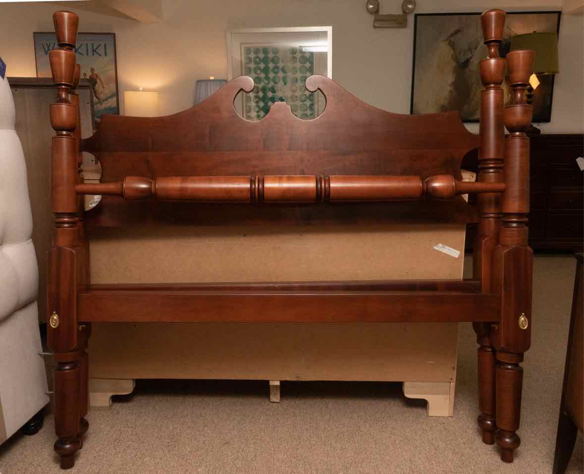 Leonard's Walnut Queen Antique Bed with Goblet Shape Finals