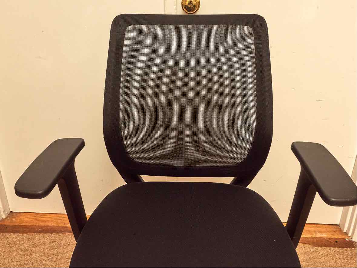 Black Mesh Arm Office Chairs on Casters