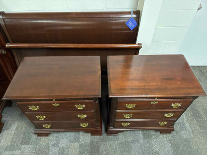 Kincaid Pair of Cherry Nightstands
