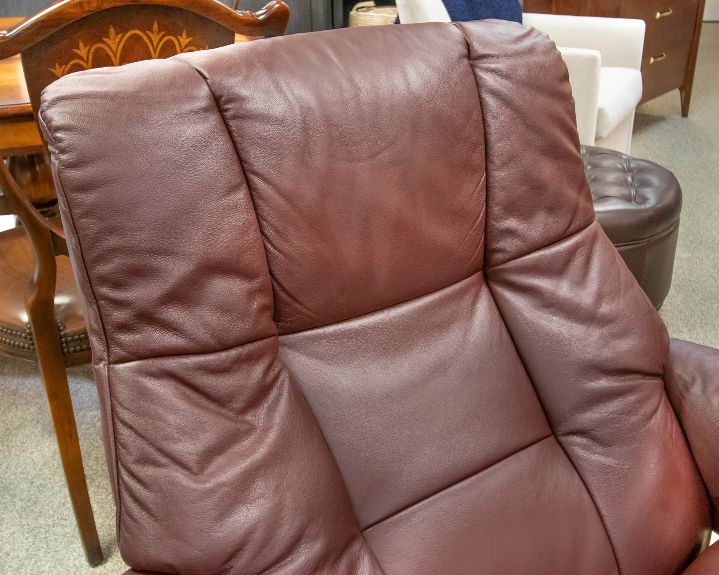 Ekornes Stressless Mayfair Large Recliner & Ottoman in Merlot Leather