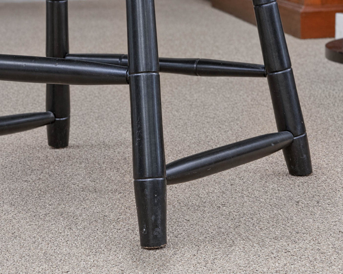 Harvard Ulumni Arm Chair