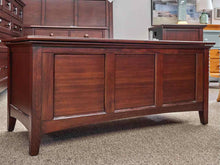 Espresso Finish Lift Top Cedar Lined Trunk