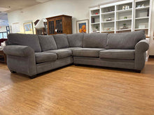 Jonathan Louis 'Alfred' 2-Piece Sectional