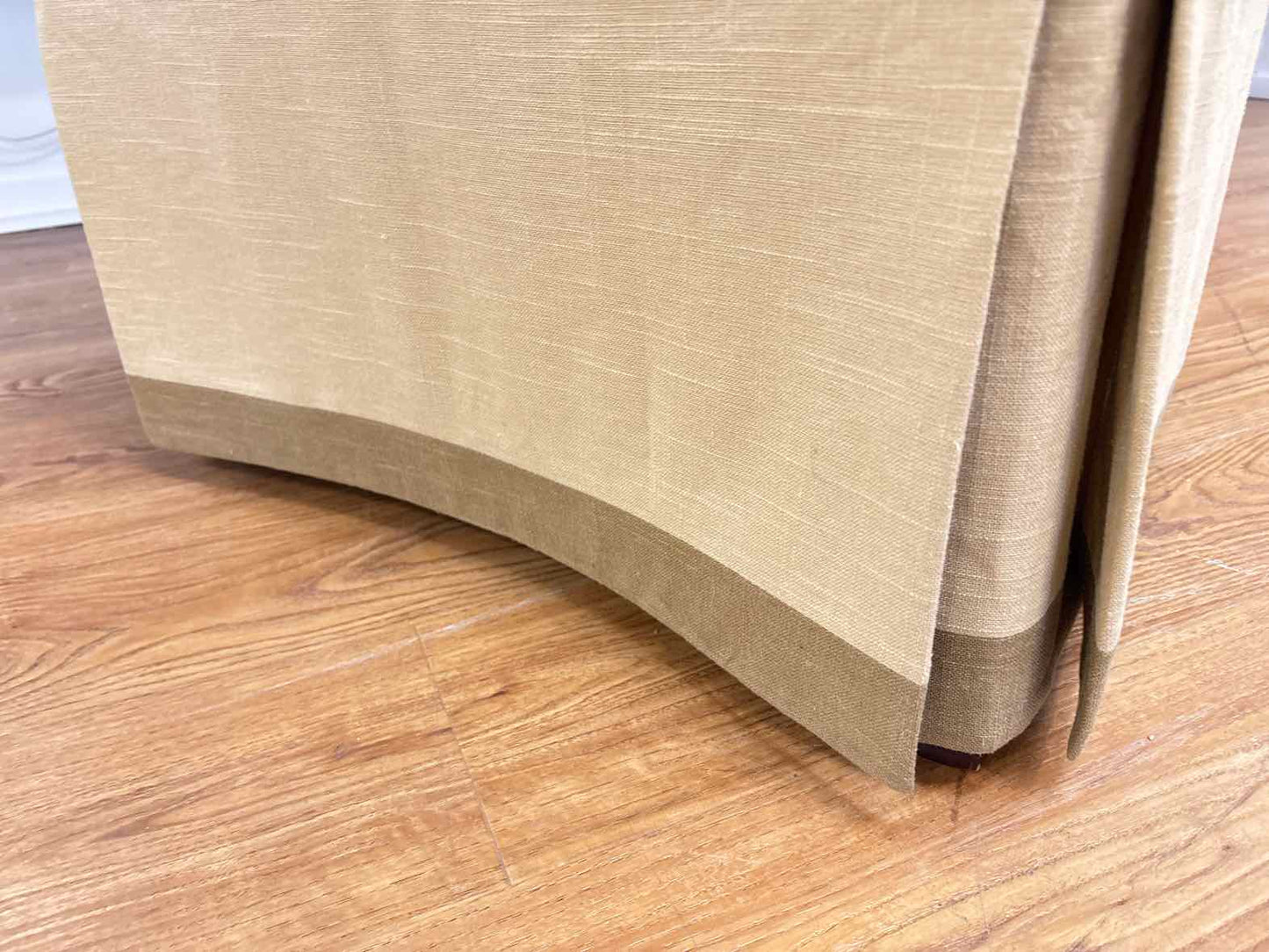 Vanguard Accent Chair in Camel