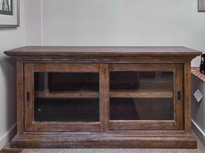 Bassett Weather Oak Console with 2 Sliding Glass doors