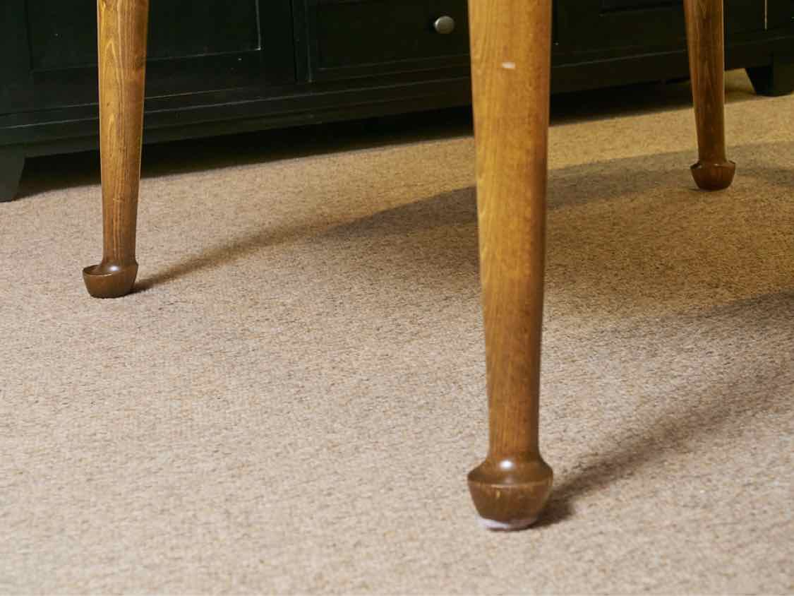 Pine Round Dining Table