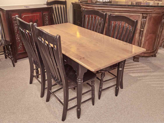 Maple Top Distressed  Black Finish Turned Legs Dining Table & 6 Chairs
